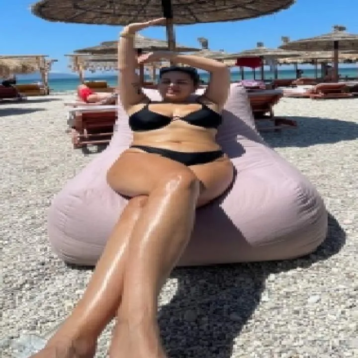 Adriza.... Photo On Jungo Live