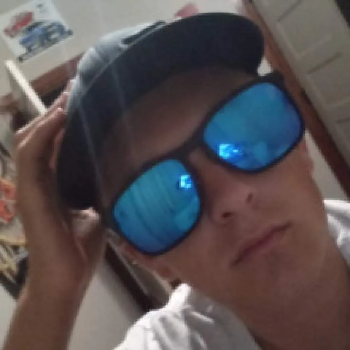 Ryan Hill Photo On Jungo Live