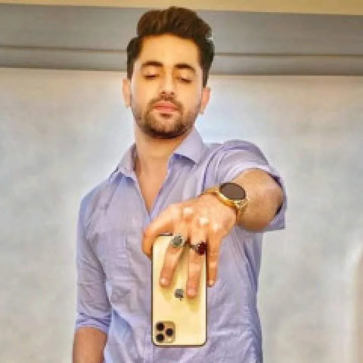 Giorgi Photo On Jungo Live