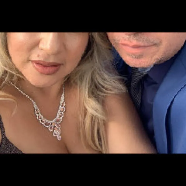 12am Couple Photo On Jungo Live