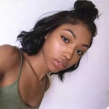 Julia Hayles Photo On Jungo Live