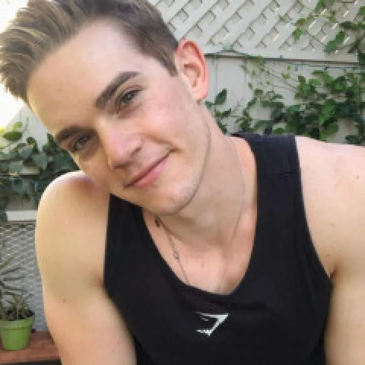 Mike Photo On Jungo Live