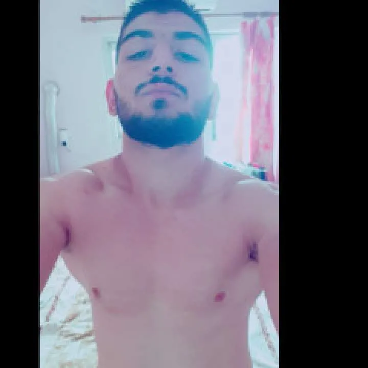 Poorya Photo On Jungo Live