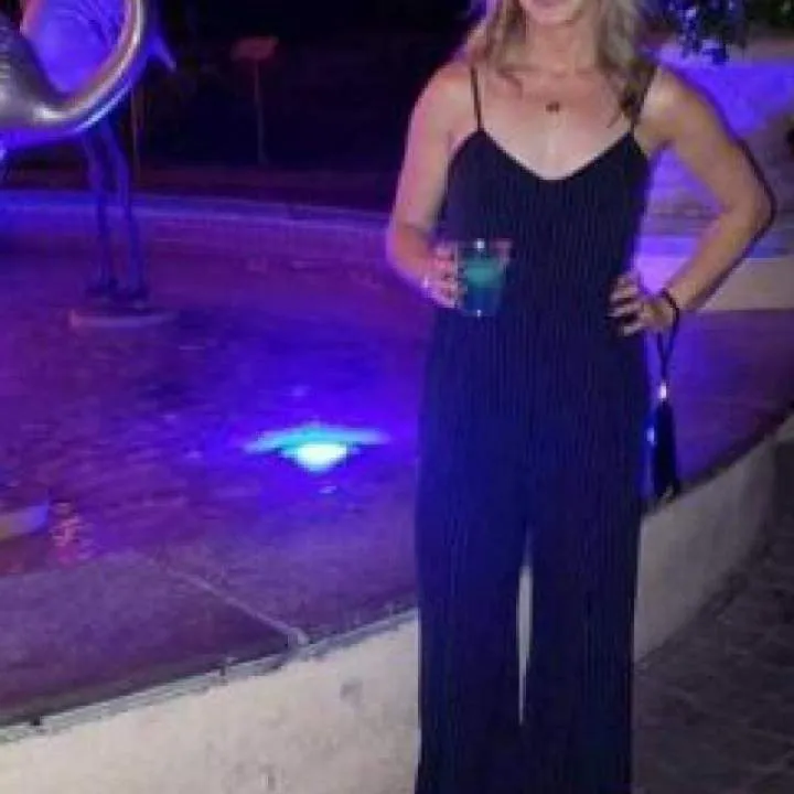 Helmetandmae Photo On Jungo Live