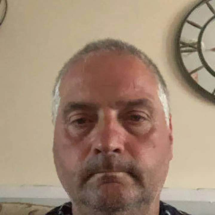 Chris.... Photo On Jungo Live