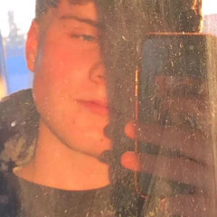 Bene Photo On Jungo Live