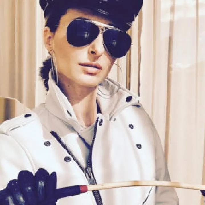 Mistress_cardi Photo On Jungo Live