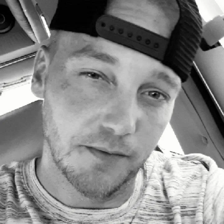 Just87 Photo On Jungo Live