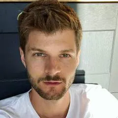 Am Chris Caring Lovinchrisg...