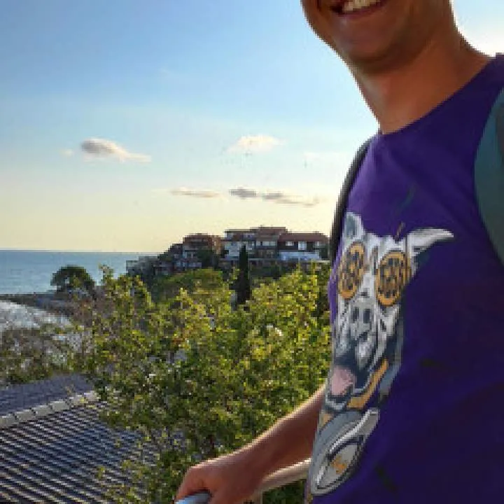 Akih........ Photo On Jungo Live