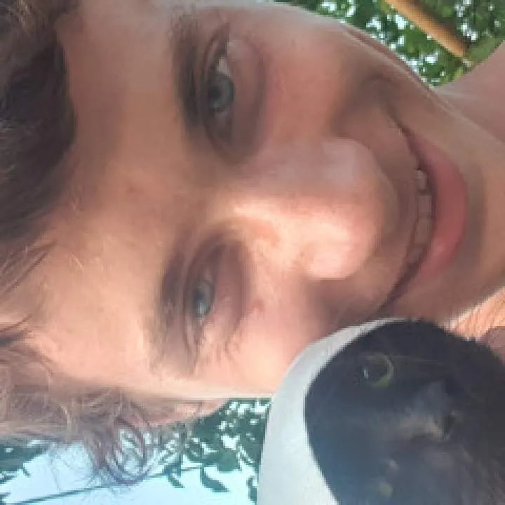 Sasamilsin31@gmail.com Photo On Jungo Live