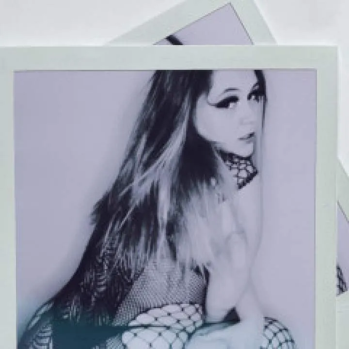 Randa Photo On Jungo Live