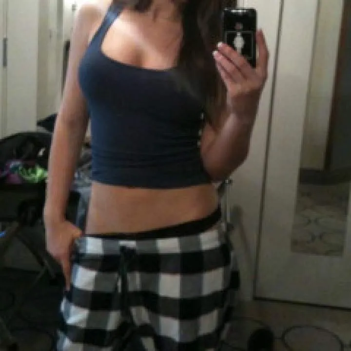 Artemis Photo On Jungo Live