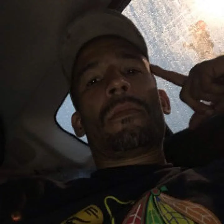 Luigi Photo On Jungo Live