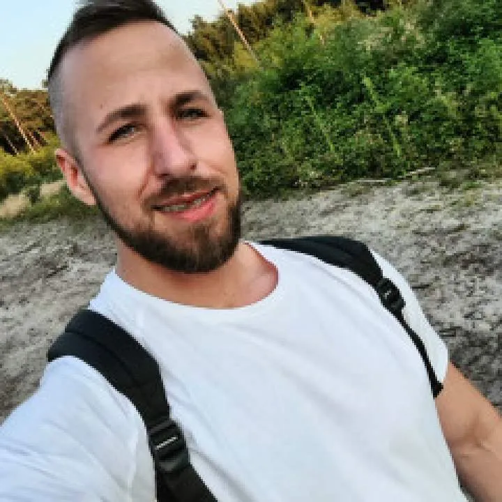 Carl Photo On Jungo Live