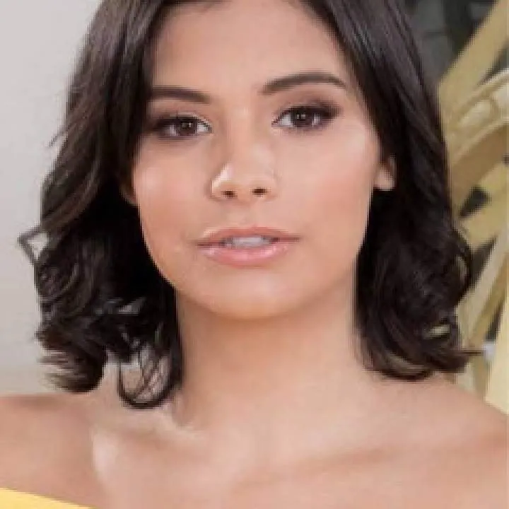 Mistress Theresa Photo On Jungo Live