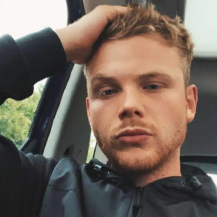 Lew Fozzy Photo On Jungo Live