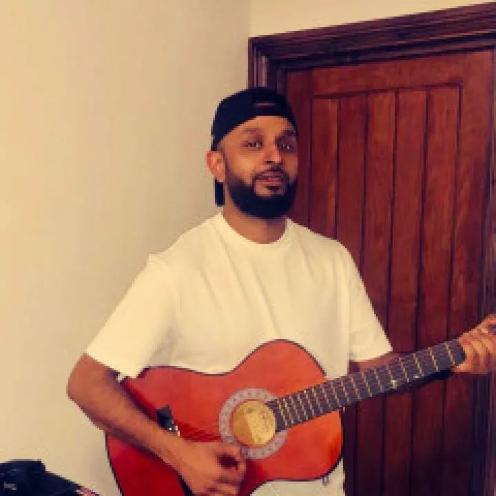 Sig Photo On Jungo Live