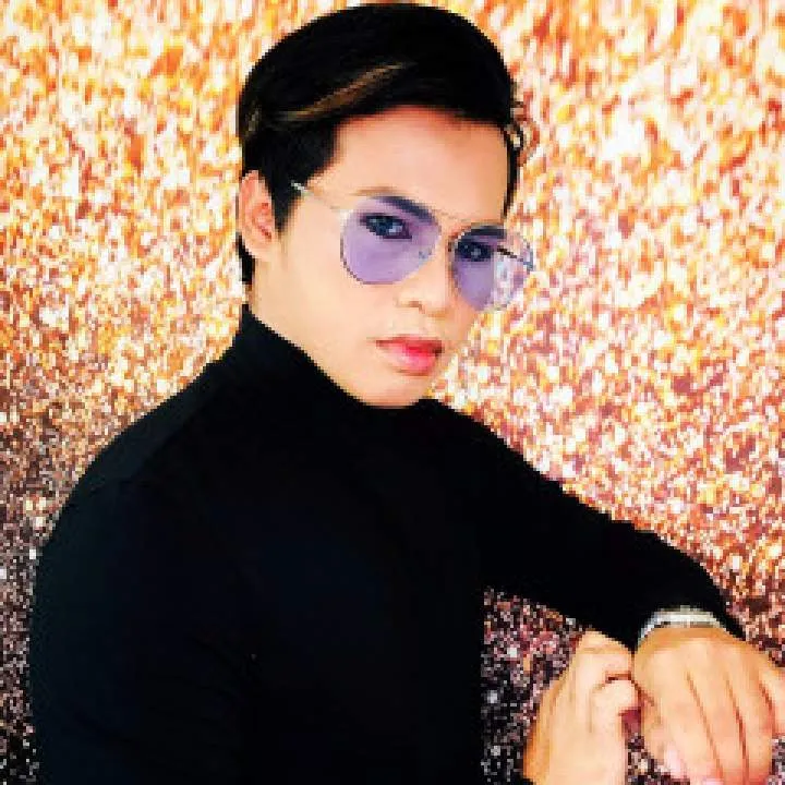 Peykenneth Photo On Jungo Live