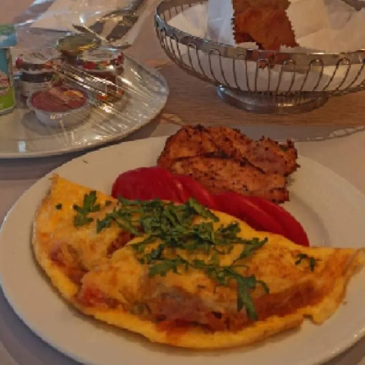 Arya Photo On Jungo Live