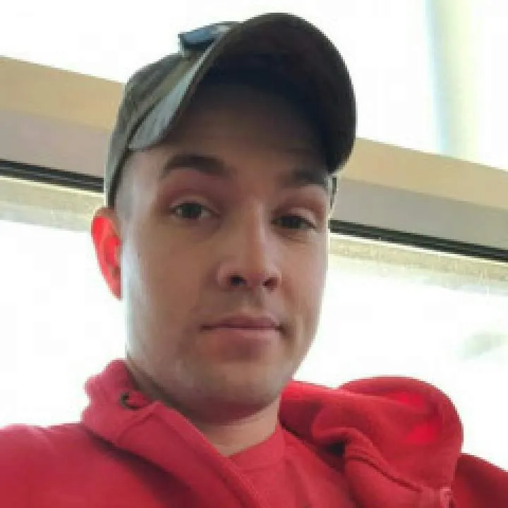 Liam Walcott Photo On Jungo Live