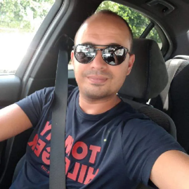 Bixcuckold Photo On Jungo Live