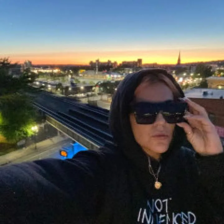 White Trash Photo On Jungo Live