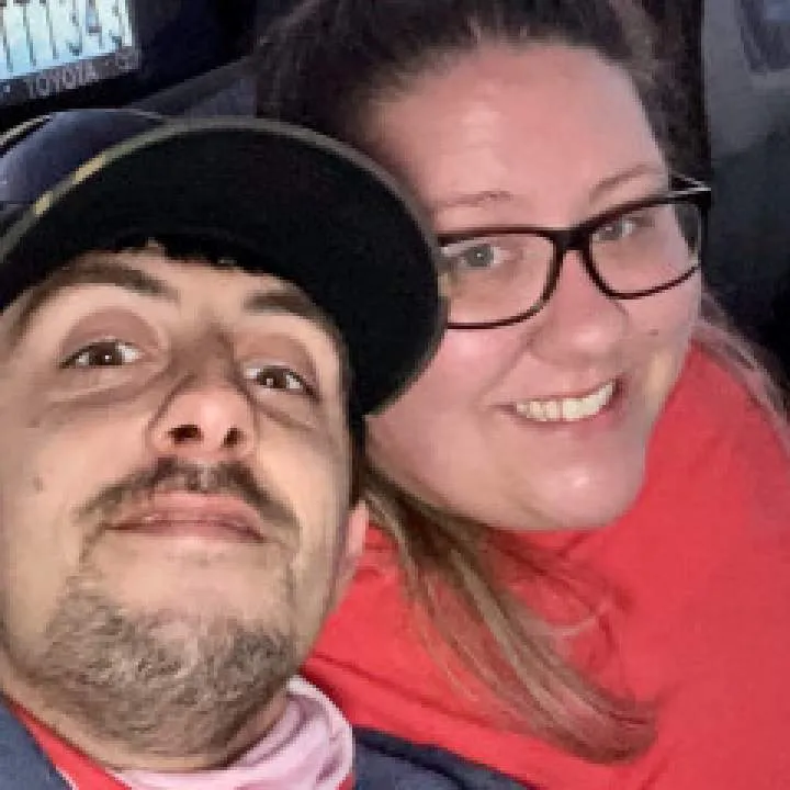 J-and-a Photo On Jungo Live