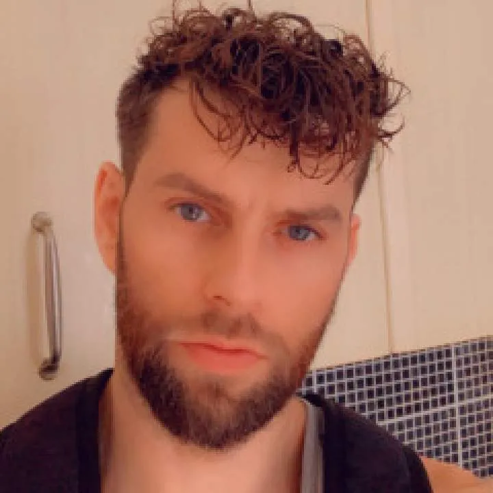 Thomas Photo On Jungo Live