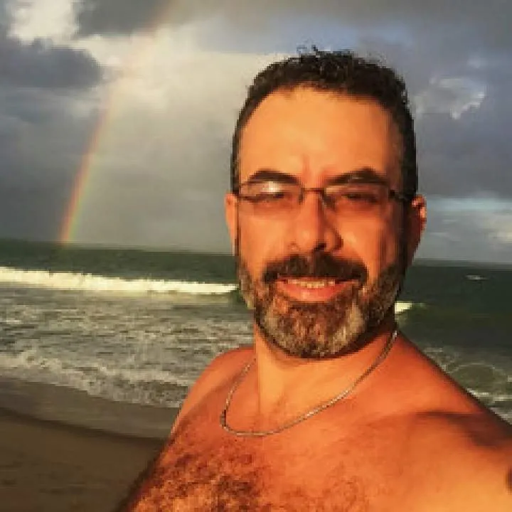 Robertm.... Photo On Jungo Live