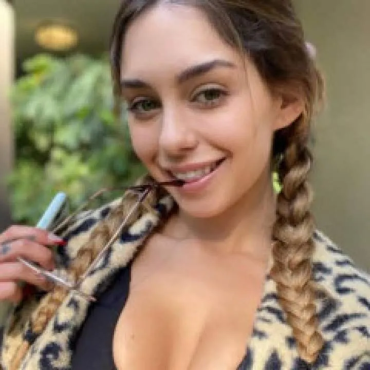 Maralayna Photo On Jungo Live