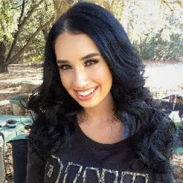 Rossey Photo On Jungo Live