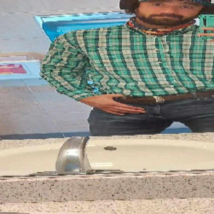 B Photo On Jungo Live