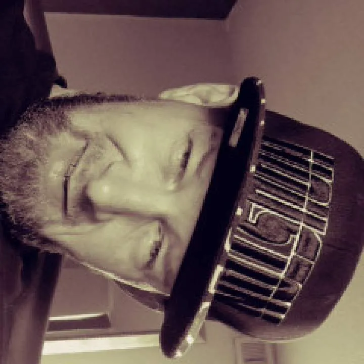 Aron Photo On Jungo Live