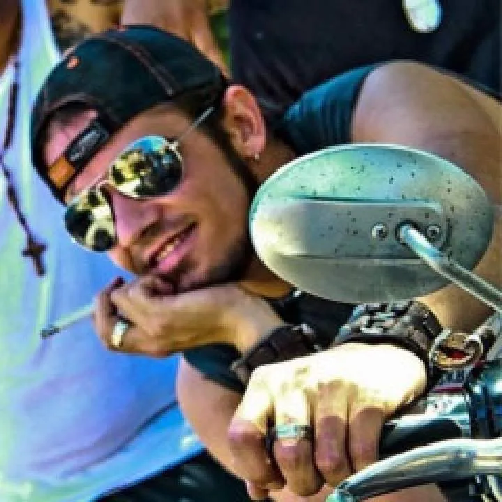 Mrclutch Photo On Jungo Live