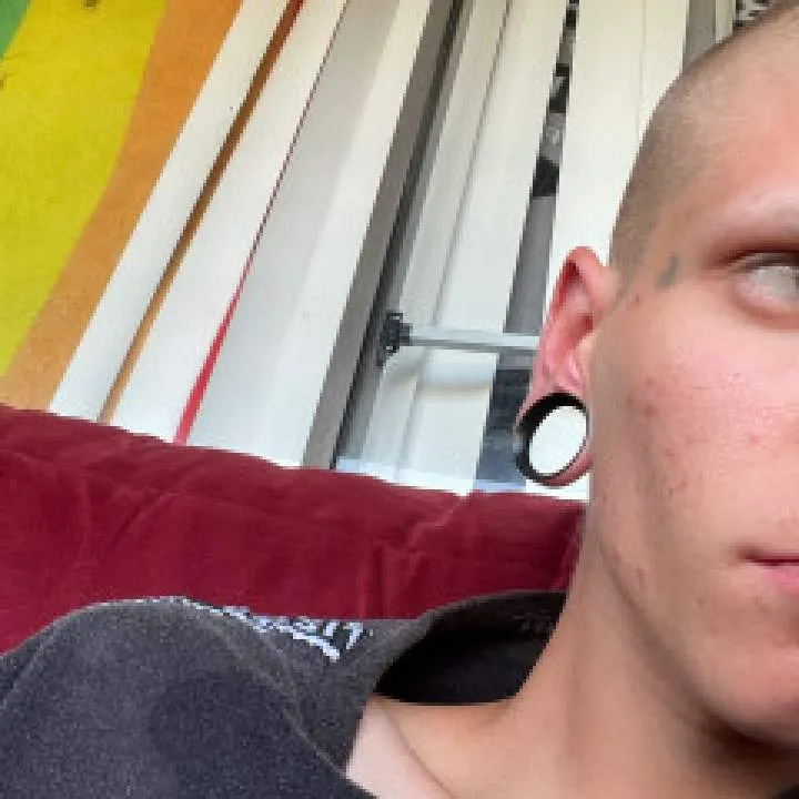 Bitch Photo On Jungo Live