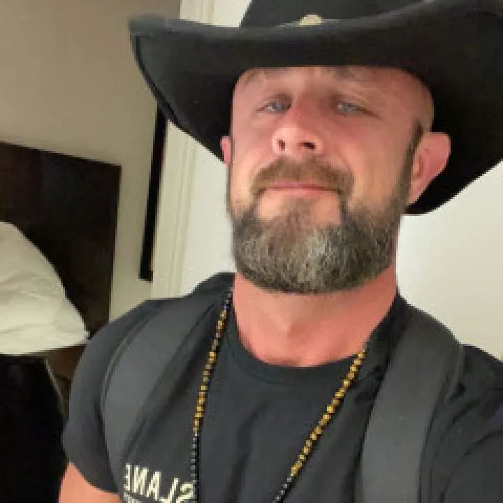 Male Photo On Jungo Live