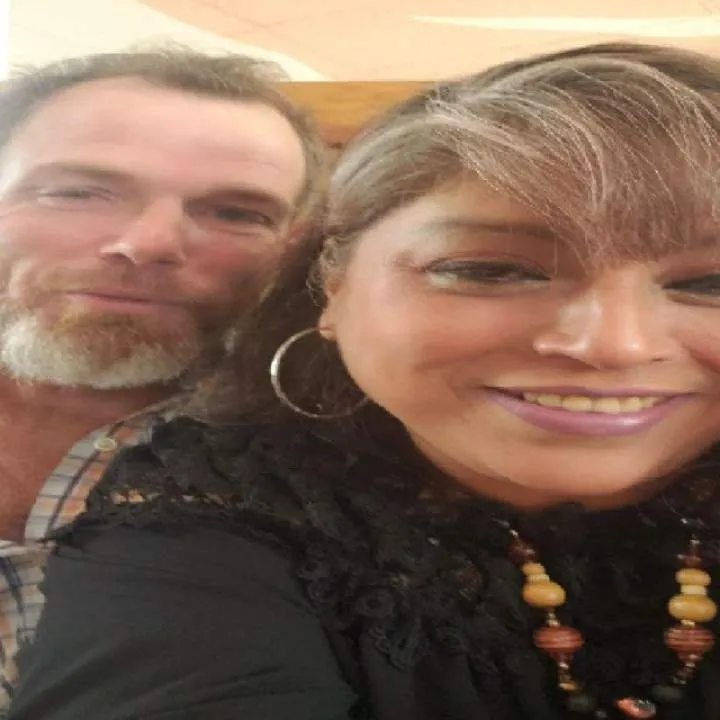 The Wife And I Photo On Jungo Live