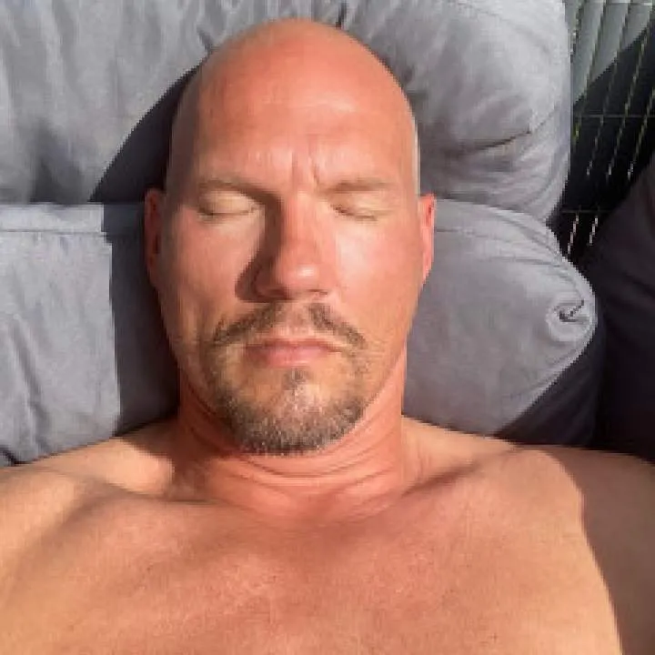 Queensguard........ Photo On Jungo Live