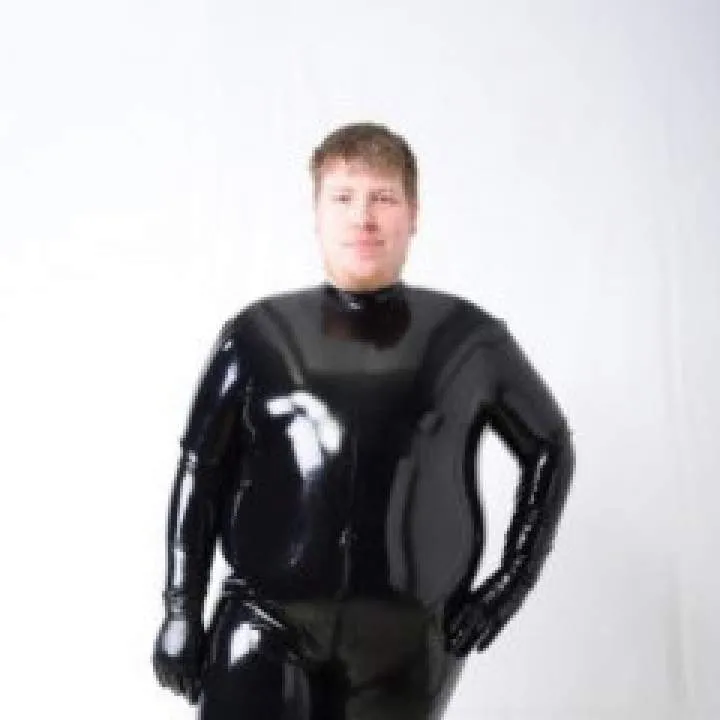 Latexdave.... Photo On Jungo Live