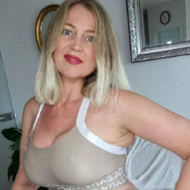 Doris1 Photo On Jungo Live