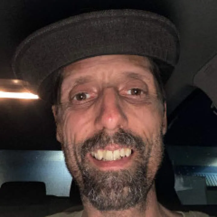 B Photo On Jungo Live