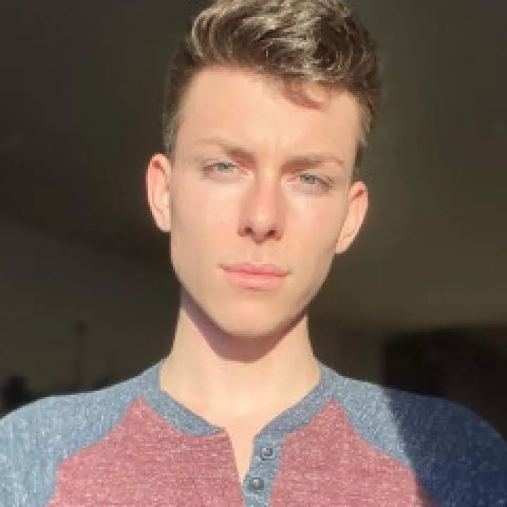 Erick Steele Chichi Photo On Jungo Live