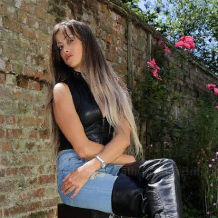 Undisputed-mistress -natasha Photo On Jungo Live