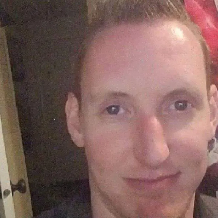 Stagehandb Photo On Jungo Live