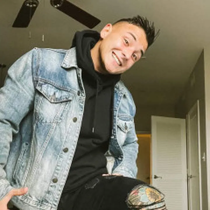 Looking For A Man To Care For Me Photo On Jungo Live