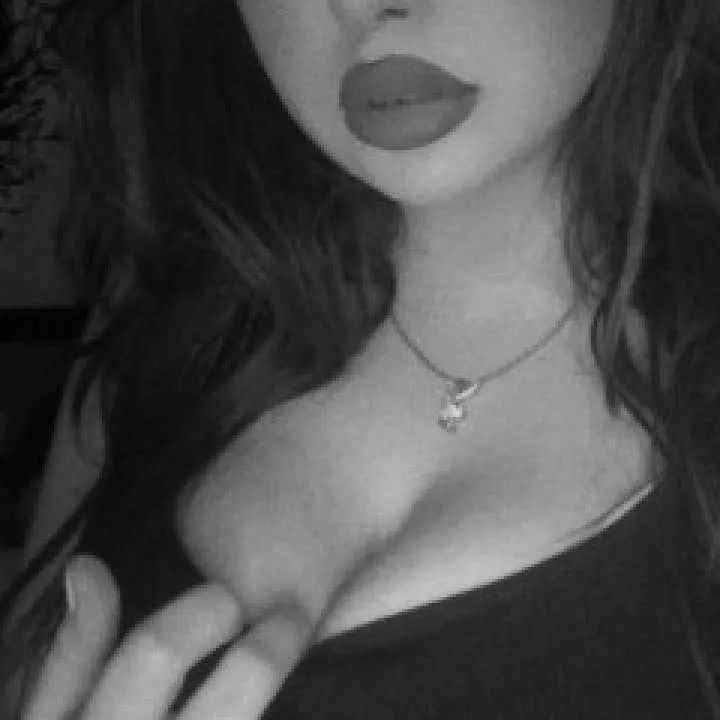 Mayla Graveyard Photo On Jungo Live