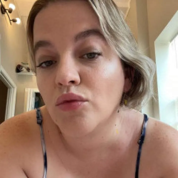 Claire Photo On Jungo Live