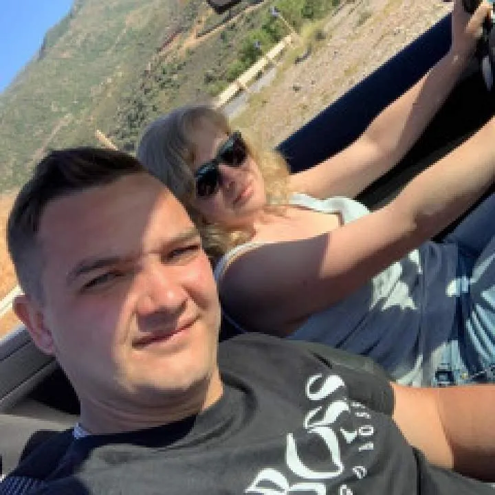 Mengerl Photo On Jungo Live