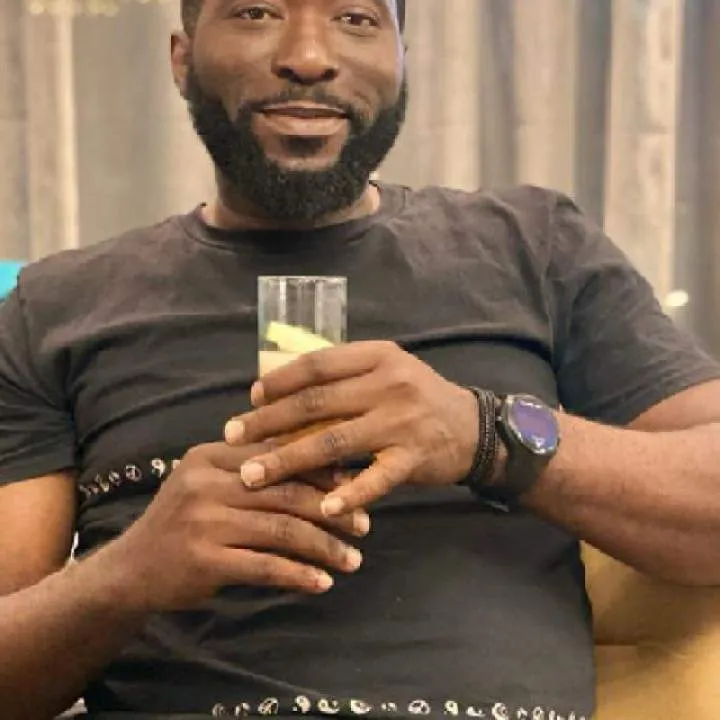 Banks. Photo On Jungo Live